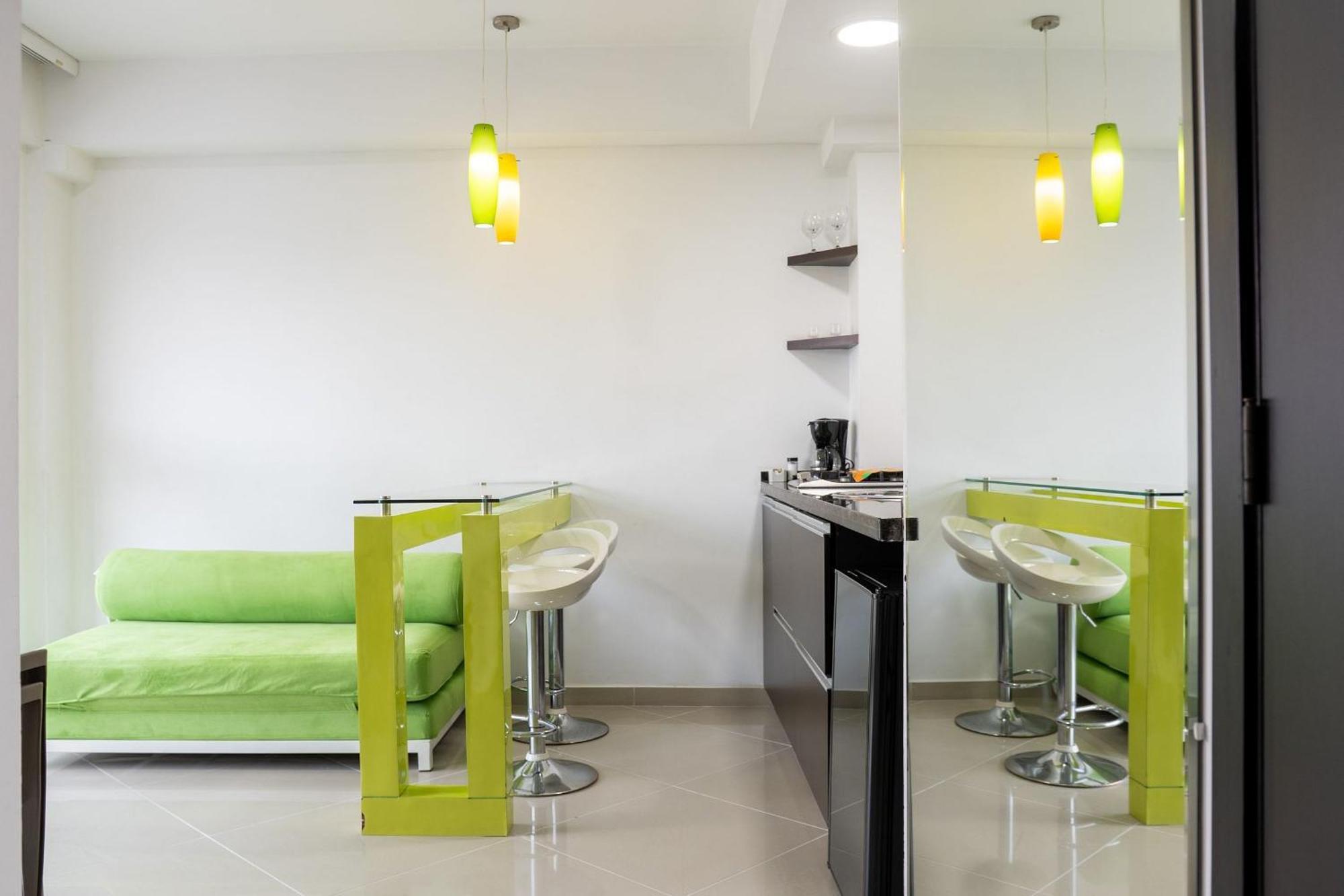 Hotel Piaro In Suites Cali Buitenkant foto