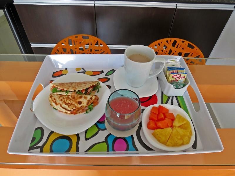 Hotel Piaro In Suites Cali Buitenkant foto